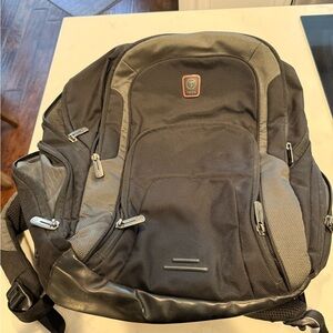 Tumi T-Tech Presidio Union T-Pass Laptop Brief Pack,Black